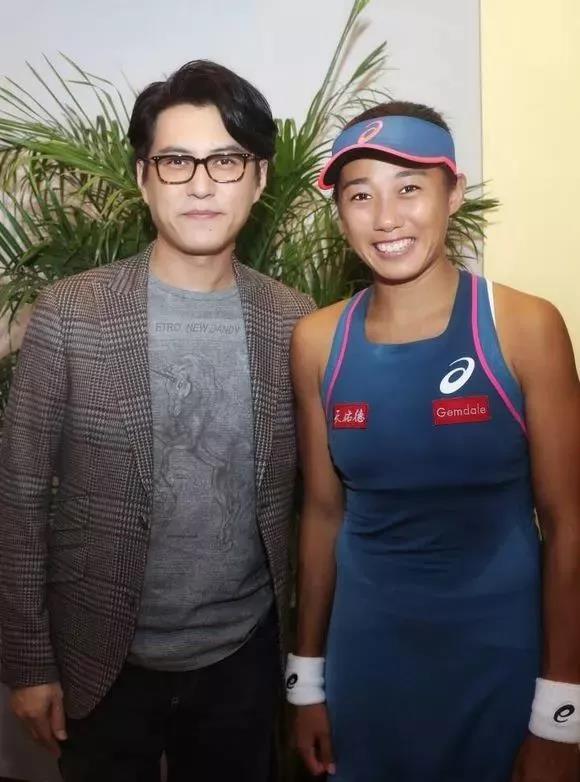 靳东vs胡歌,靳东vs赵丽颖