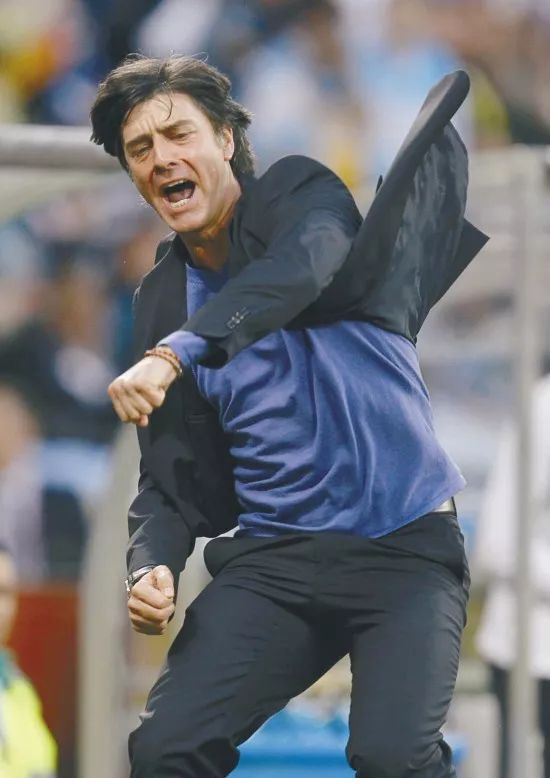 主教练罕见暴怒,主教练暴躁时刻