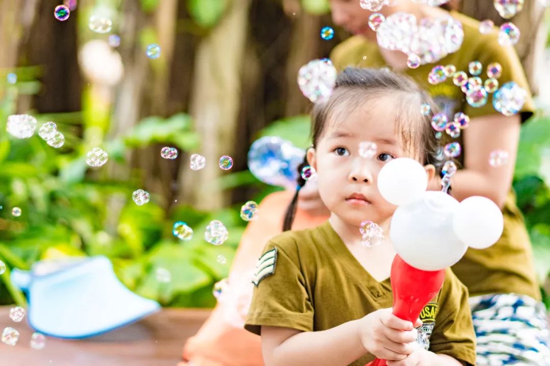 小小布历险记,香港迪士尼小小世界游记