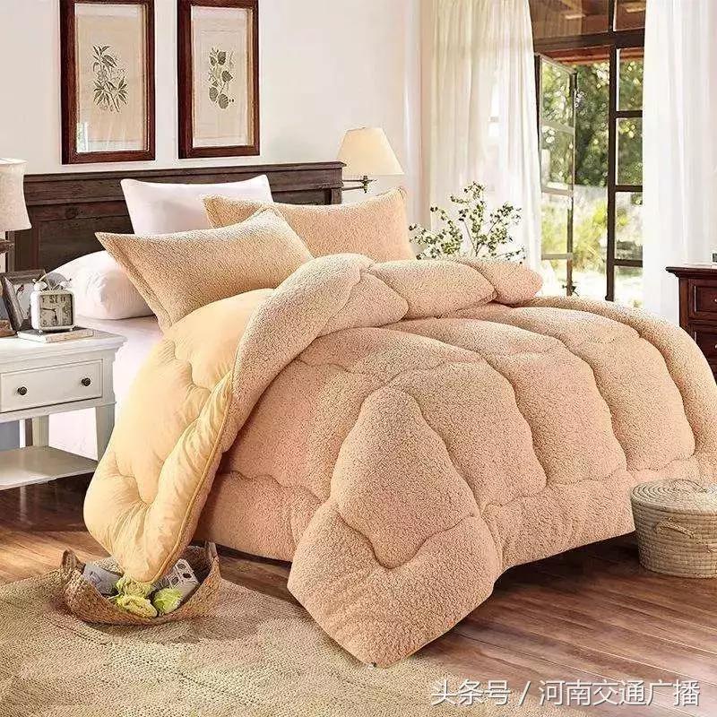 降温了薄被子冷,降温后的被子