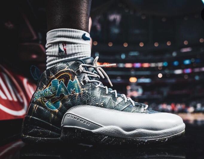 怎么看杜兰特kd11冰蓝真假,杜兰特季后赛不穿kd11