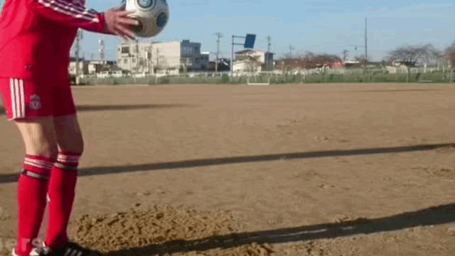 你是不是每次颠球只能颠几个？球总是不受控？颠球教程点进来！