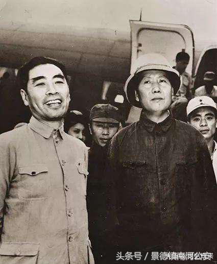 周恩来“神采奕奕”面面观