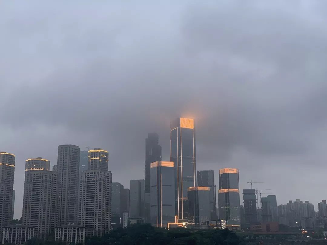 现在iphonexsmax还值得买吗,iphonexsmax还值得买吗