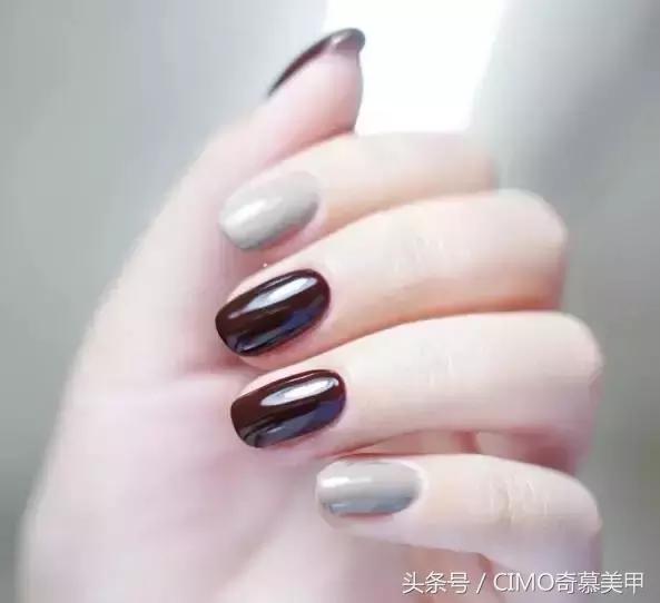 最流行美甲款式教程,最流行的指甲款式教程