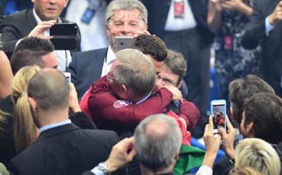 c罗该何去何从来时青涩去时传奇,c罗时隔几年再次踏上绿茵草地