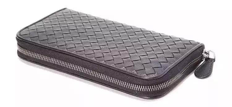 为什么真正的有钱人喜欢bmw,为什么有些人喜欢跟有钱人打交道