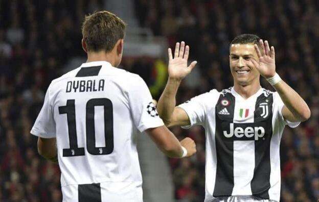 击败老东家,从0-2到3-2曼联惊天逆转绝杀者c罗