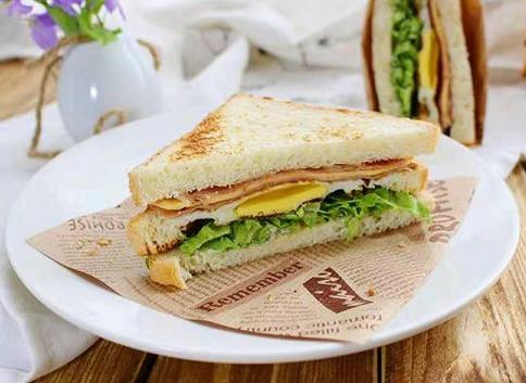 2岁宝宝挑食不吃菜怎么办,两岁多宝宝不爱吃青菜怎么办