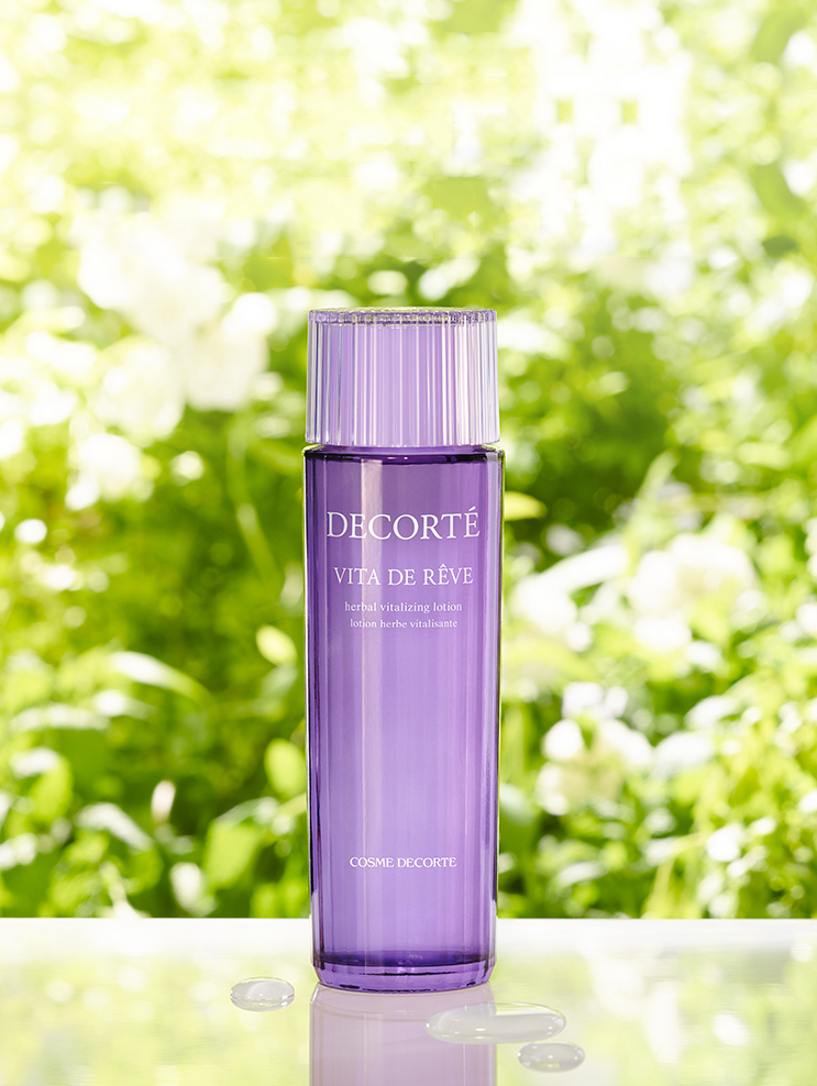 完美肌肤的秘诀就是做好基础护肤,教你正确护肤养出好肌肤