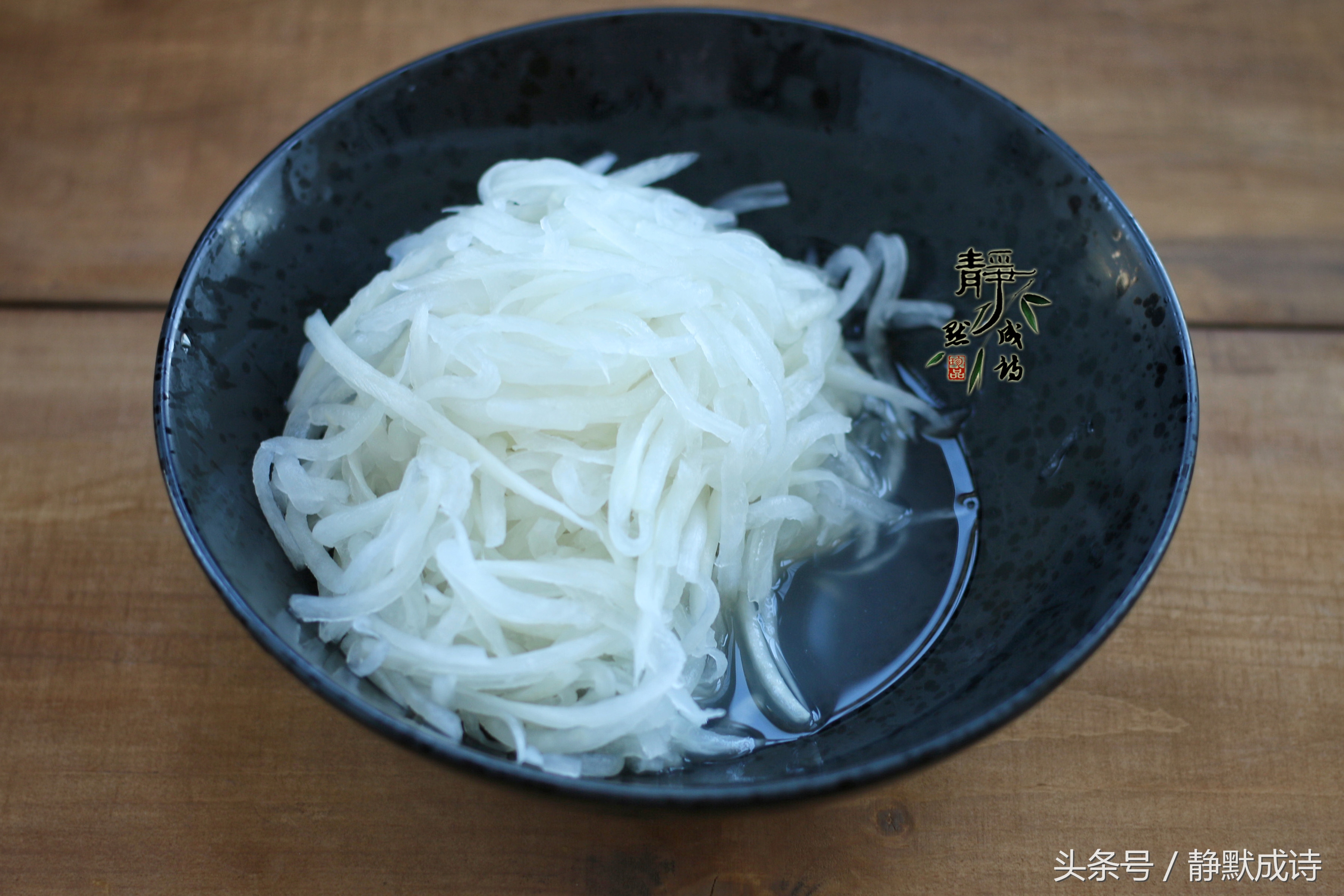 凉拌白萝卜最好吃的做法,白萝卜凉拌最简单的做法窍门