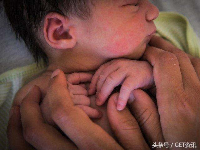 灞佽偂鐨勪綅缃喅瀹氳剳琚嬬殑楂樺害,灞佽偂鍐冲畾浣嶇疆