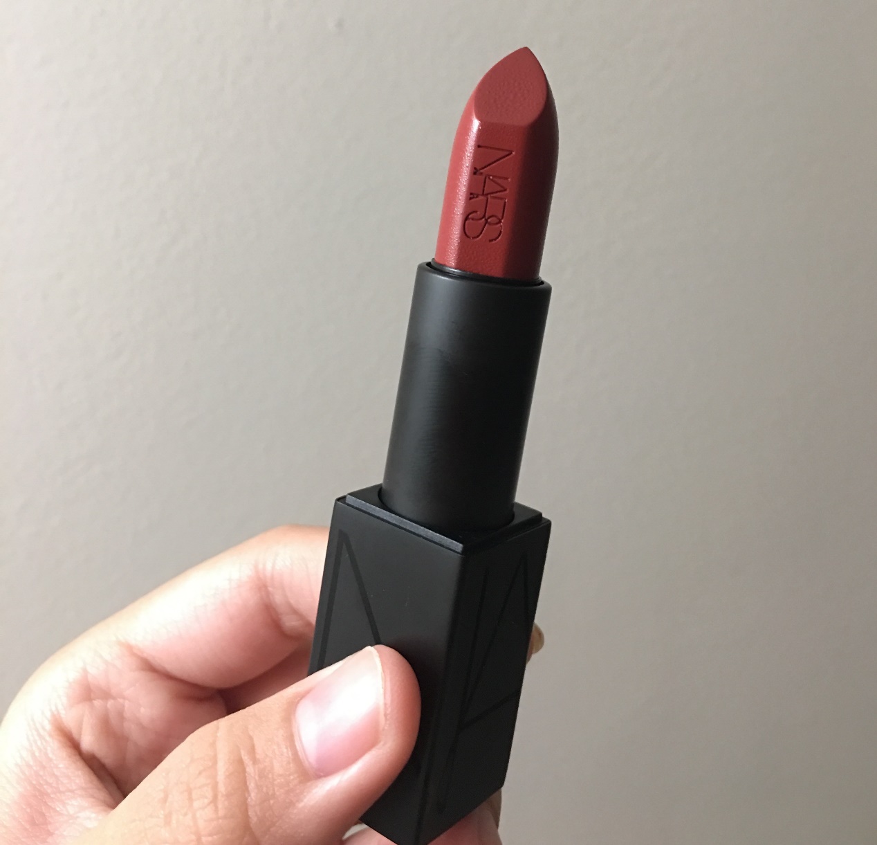 narsimpassioned断货,nars口红断货王黑管