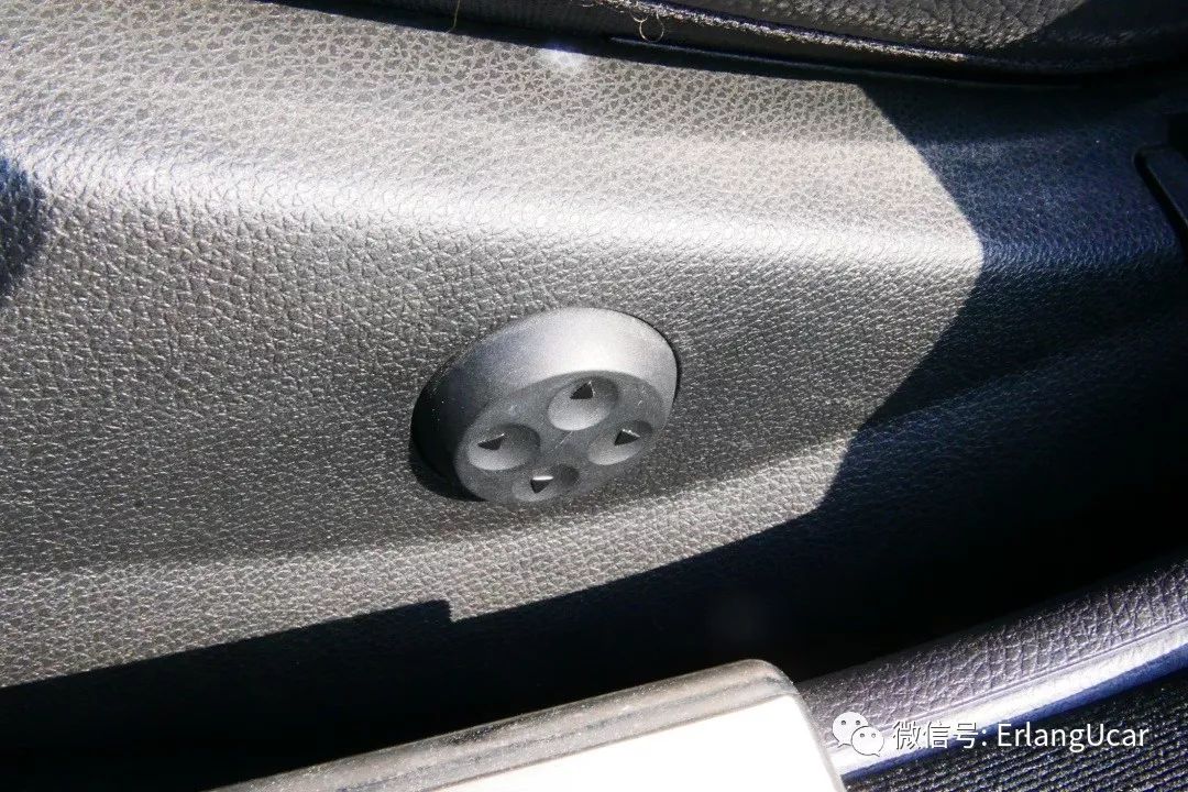 w204奔驰c300coupe,奔驰w204c200旅行版