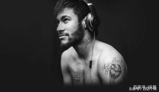 内马尔纹身帅照,内马尔的纹身为啥能一直换