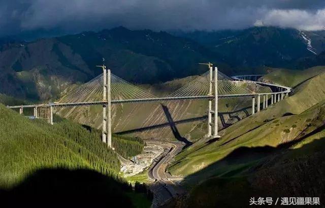 伊犁最美旅游风景区,伊犁旅游攻略探索最美风光