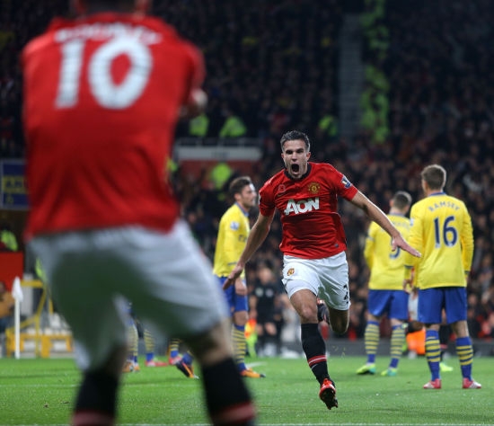 范佩西挂靴！回忆荷兰人一半天使一半魔鬼的经典瞬间