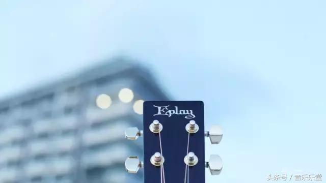 吉他初学者什么样的吉他适合练习,吉他新手入门适合用什么吉他