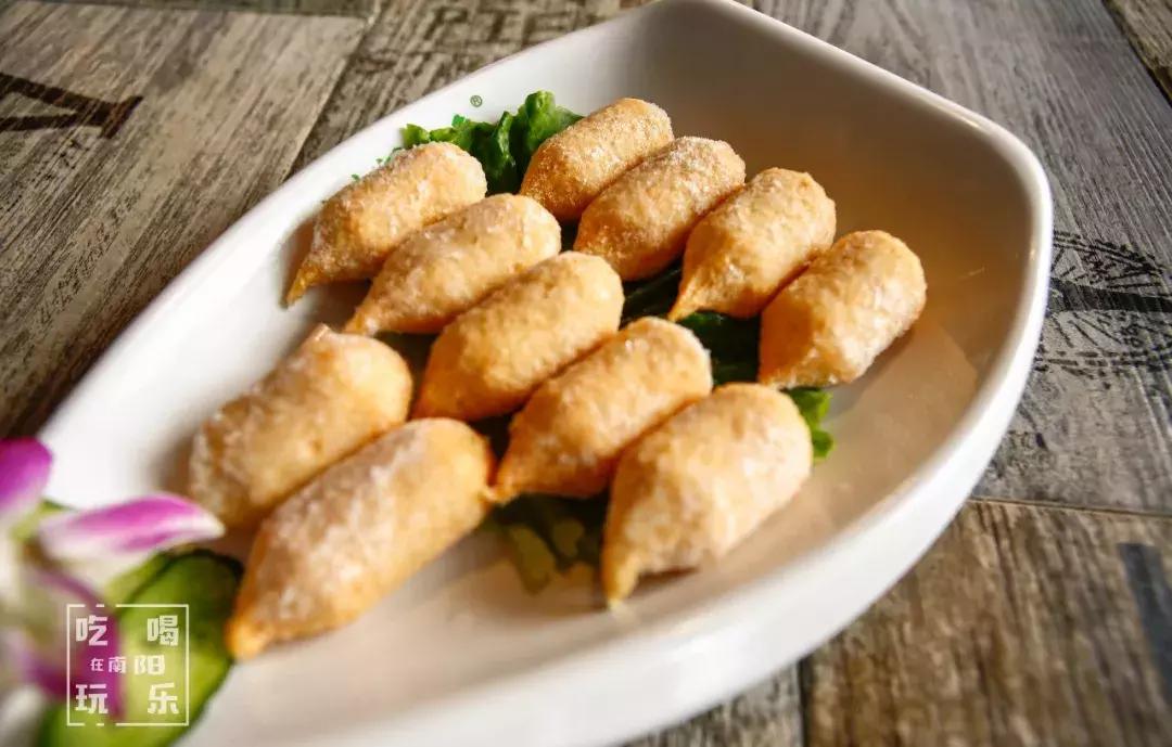 爆！光武路这家店用活鱼下锅！一口鲜到爆炸！吃完简直要犯罪！