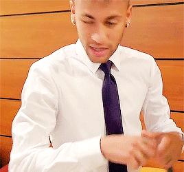 国家德比皇马vs巴萨,皇家马德里vs巴萨全场回放小罗