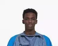 谜之时尚！看完2018年度大牌的奇葩单品，从来没这么心疼过有钱人