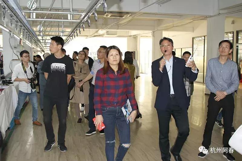 我在现场:建立服装生产信息化管理系统研讨会今在葳芸举办