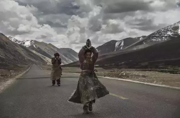 不安利这部讲述*藏西**的优秀国产片，我良心不安！