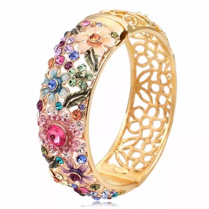 一颗施华洛世奇水晶值多少钱,施华洛世奇水晶多少钱一克