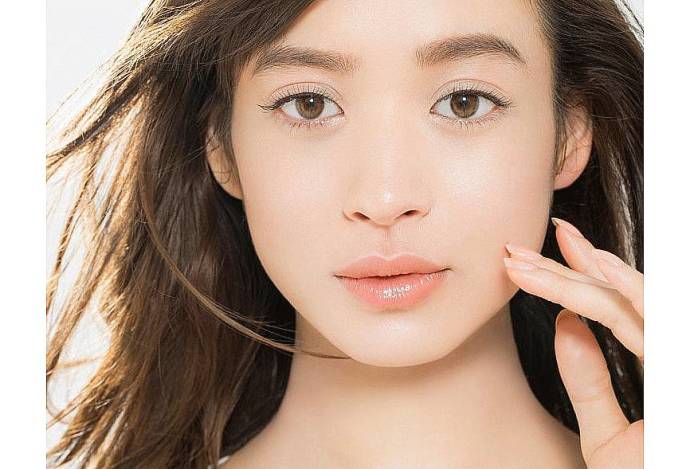 秋冬不卡粉脱妆的粉底液 (不易暗沉和脱妆的粉底)