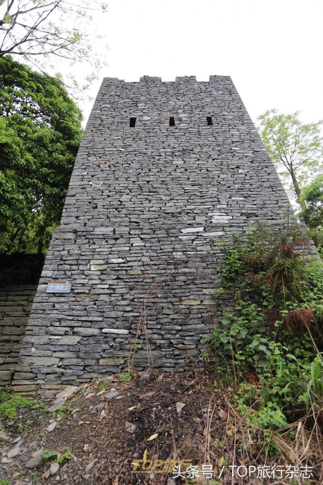 湖南悬崖上的苗寨,秘境湘西张家界