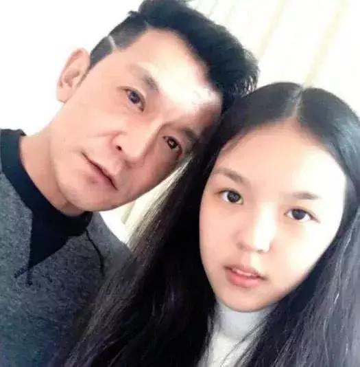 李咏死前对妻子说的话,李咏对妻子的一封信