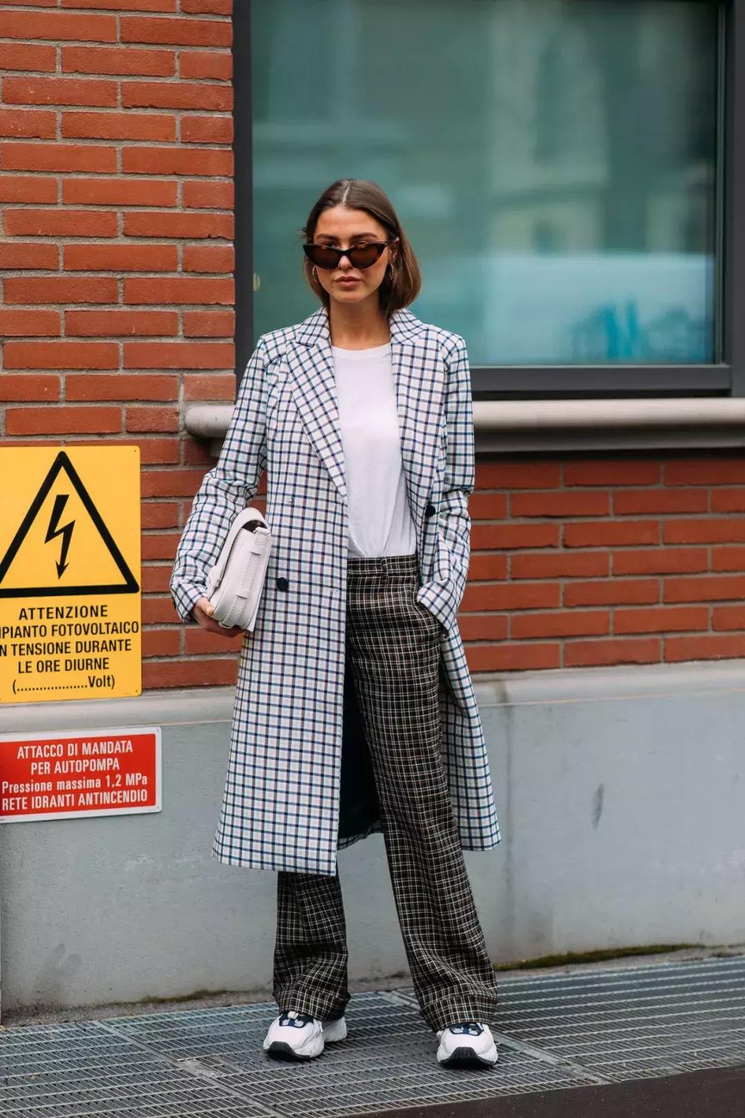 秋冬款的各式大衣教你应该怎样穿,呢子大衣到底怎么穿好看