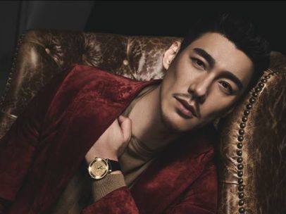 名人都爱昆仑表，为什么选他当代言？