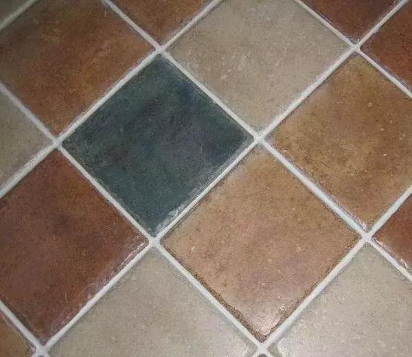 屋顶花园地砖做勾缝还是美缝,白水泥勾缝和美缝有什么区别