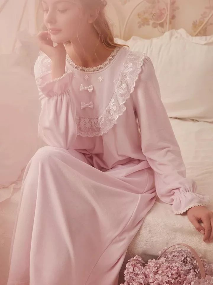 可甜可纯可性感，我们仙女连睡衣都要软fufu