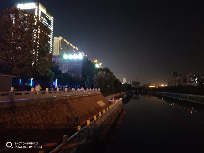 努比亚x的lcd是什么水准,努比亚最大屏手机