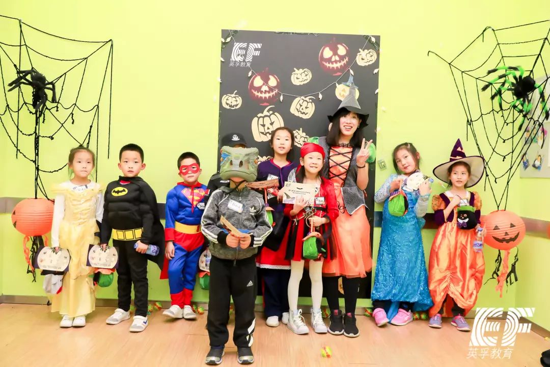 HappyHalloween｜英孚万圣狂欢夜，他们究竟经历了什么？