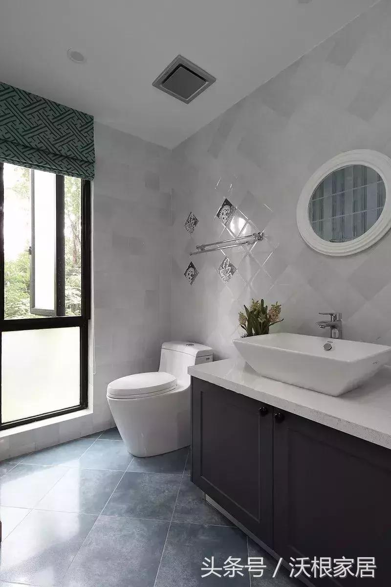 简约风格地砖是灰色配什么踢脚线,灰色哑光地砖800*800铺贴效果