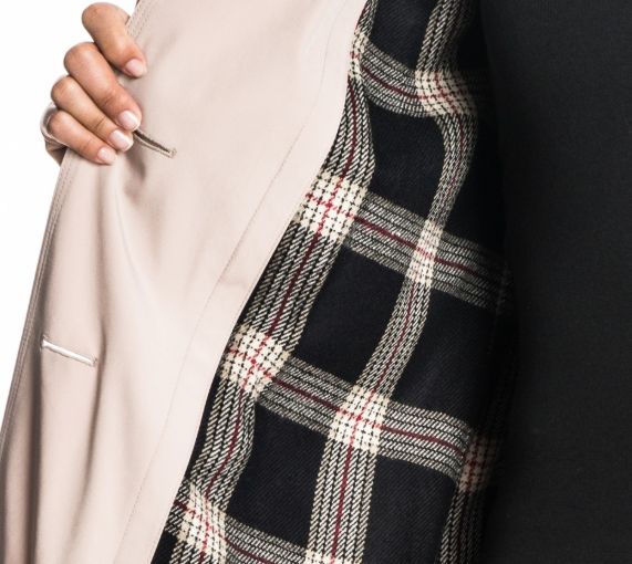 burberrylondonengland风衣,burberryblacklabel风衣