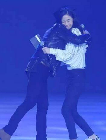 唐嫣罗晋婚礼现场完整视频播放,唐嫣罗晋婚礼撒糖