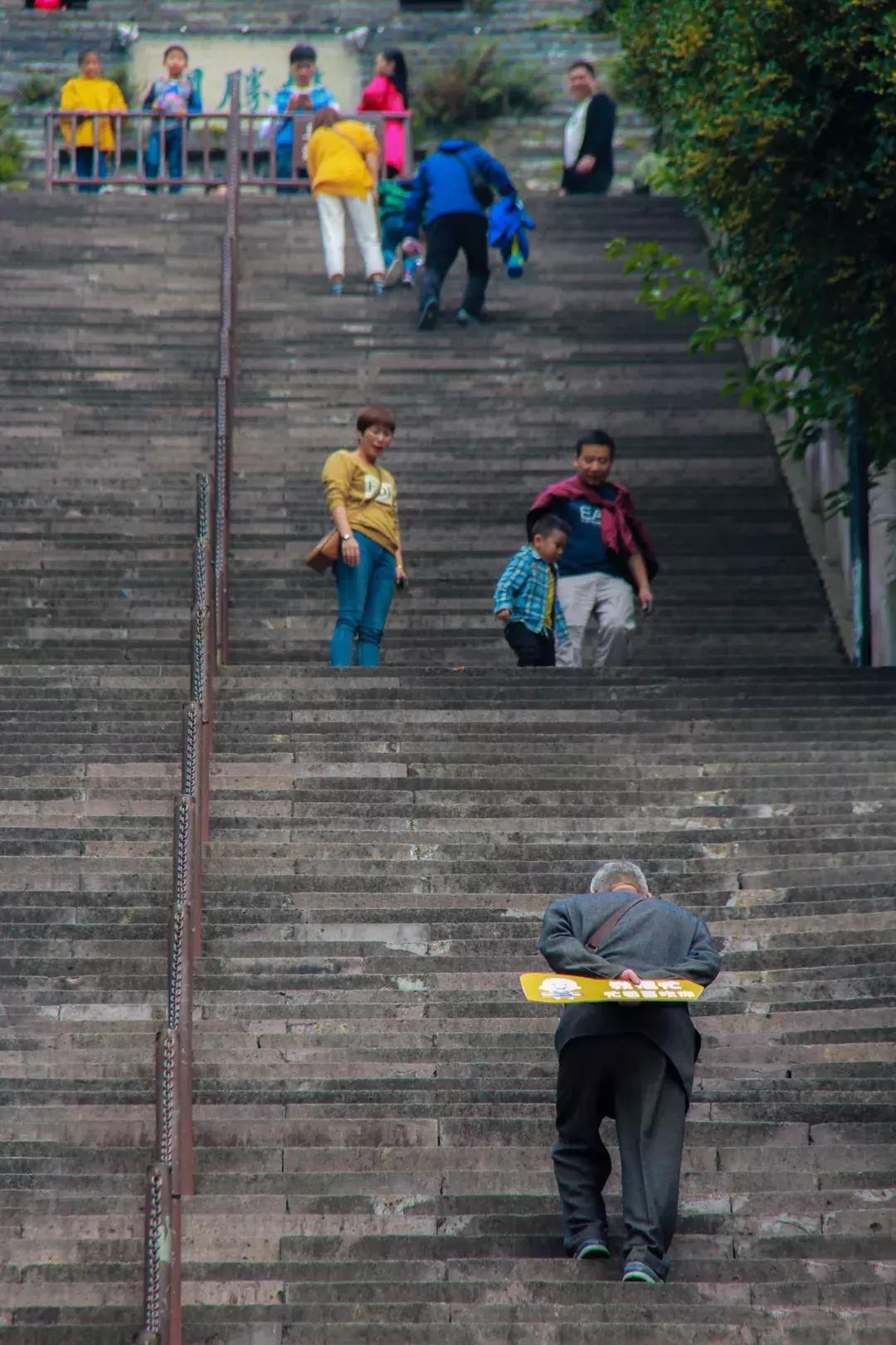 娴欐睙鍙板窞瀹濊棌鐢峰,鍙板窞瀹濊棌鐢风敓