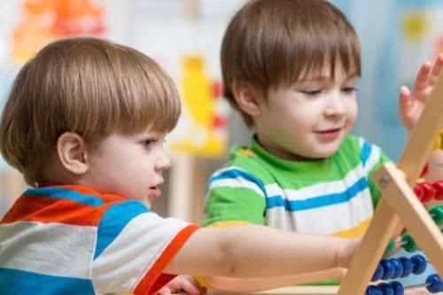 婴幼儿智力开发是什么,婴幼儿开发智力早教