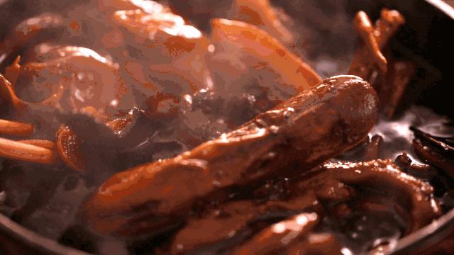 朋友卖卤味，一天利润2000，悄悄告诉我做卤菜的秘制配方