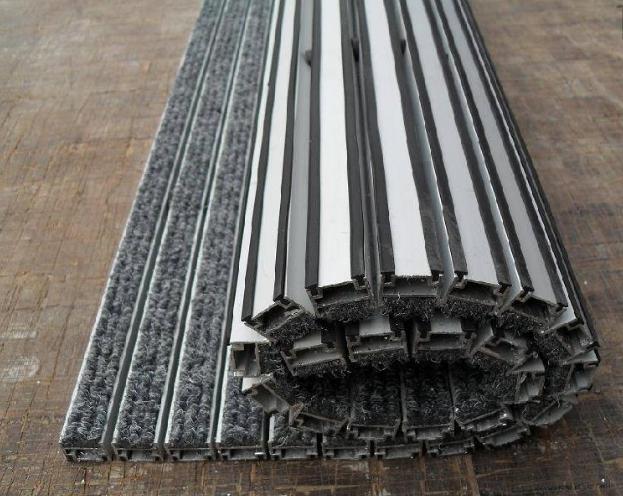 厨房垫子地垫防油防水不易脏,现在家里垫什么地垫