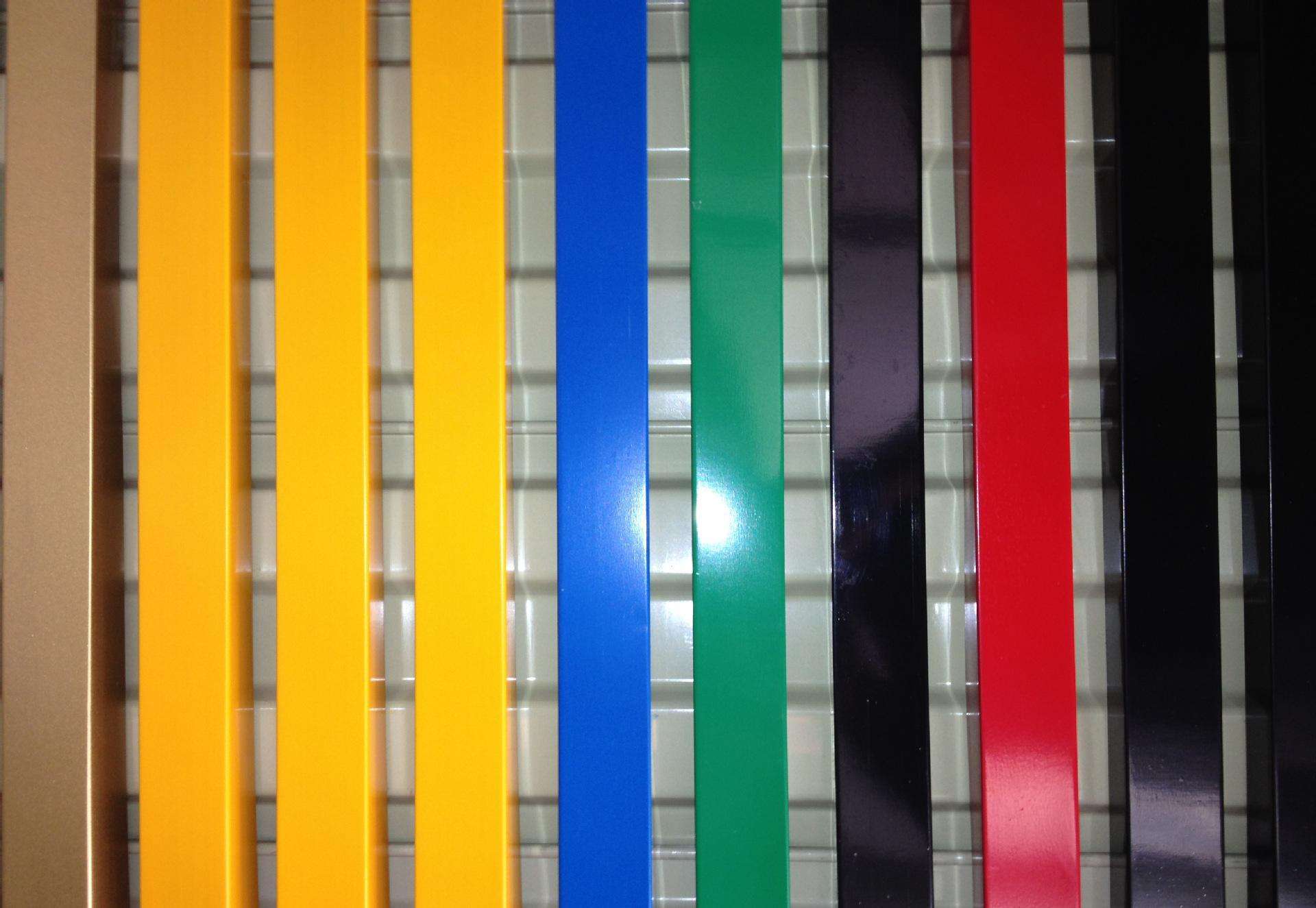 卫生间铝塑板扣板怎么装,扣板和铝塑板哪个好