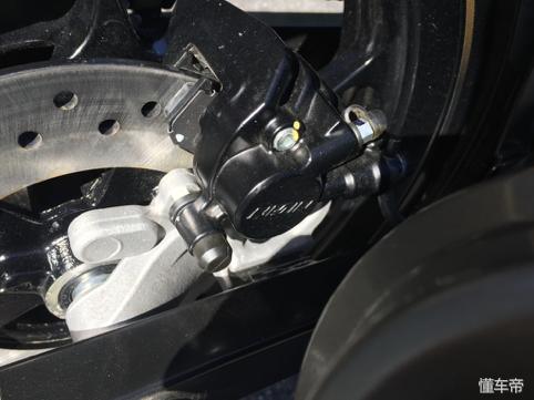 雅马哈fzs150摩托车最新版,雅马哈fz150百公里加速成绩