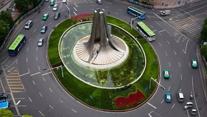 进环岛如何使用转向灯,进出环岛怎样用转向灯科目一