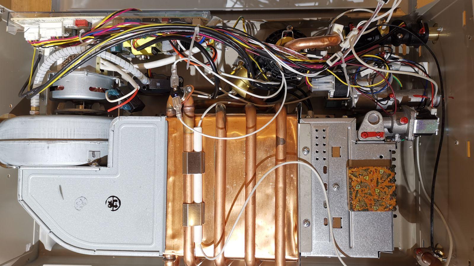 买热水器别被网上口诀误导了,卖热水器的误区