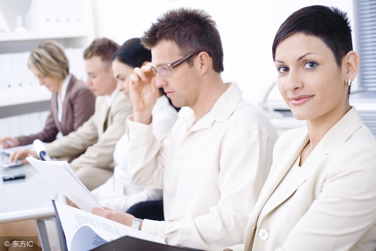 美容师月薪6000,高薪急聘美容师5千起