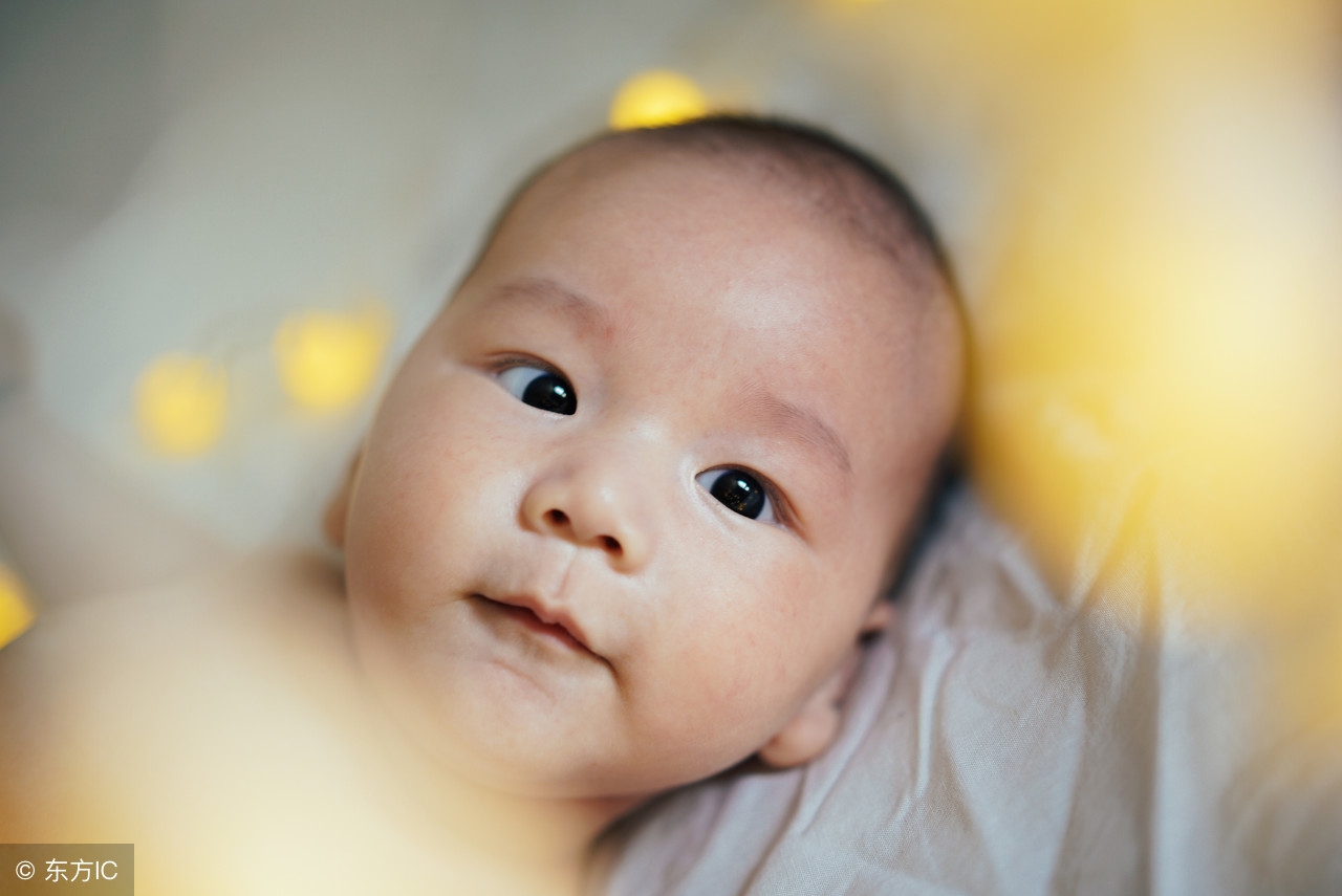 孩子十周岁生日父母的祝福,父母怎么给孩子过18岁成人礼